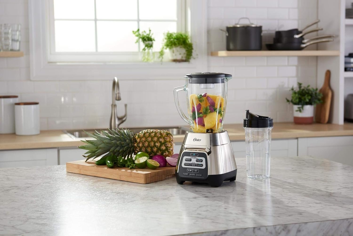 Oster Texture Select Master Series Blender with 6-Cup Glass Jar, Chrome - Image 8