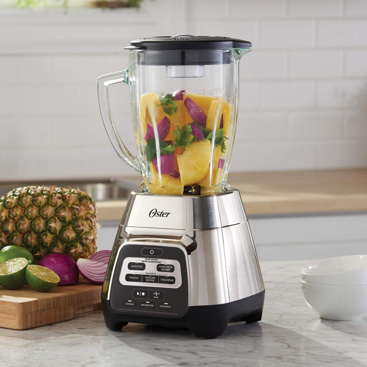 Oster Texture Select Master Series Blender with 6-Cup Glass Jar, Chrome - Image 4