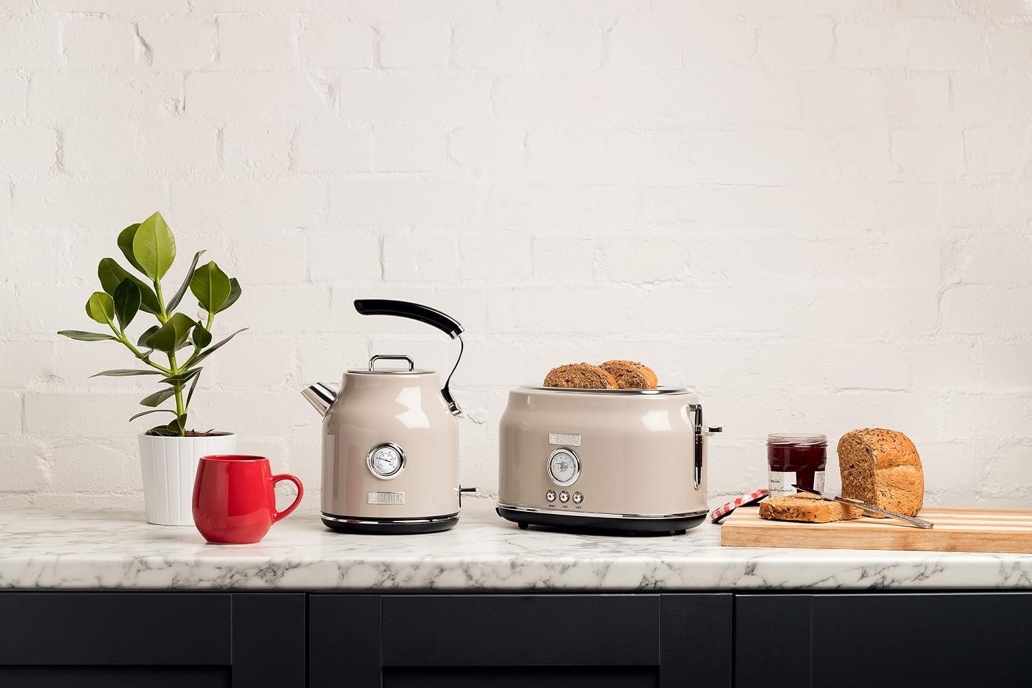 Haden Dorset 75003 Stainless Steel 900W Retro Toaster 2 Slice Wide Slot w/Removable Crumb Tray and Settings, Putty Beige Toasters w/Adjustable Browning Control, Smart Toaster - Image 7